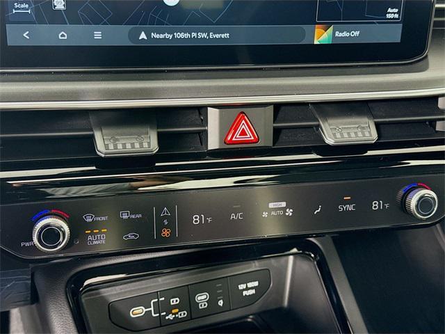 new 2025 Kia K5 car, priced at $32,925
