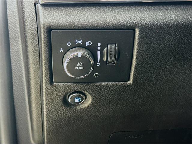 used 2021 Jeep Grand Cherokee car, priced at $25,831