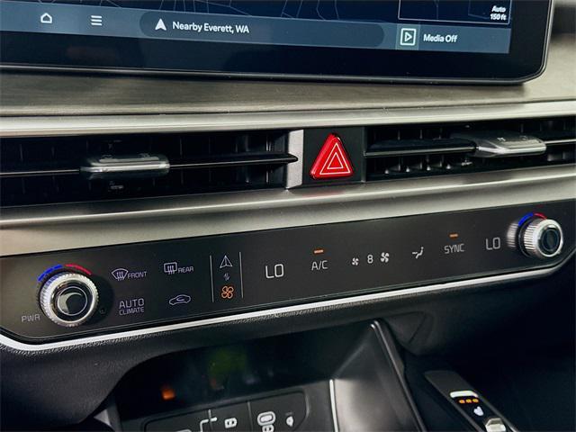 new 2025 Kia Sorento car, priced at $40,725