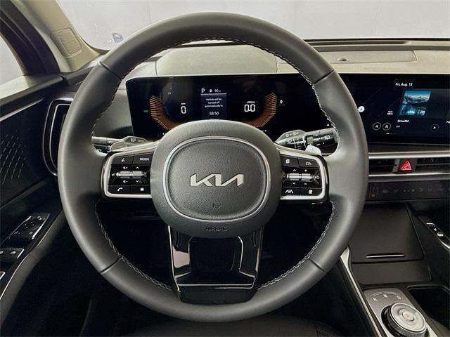 new 2025 Kia Sorento Hybrid car, priced at $38,048