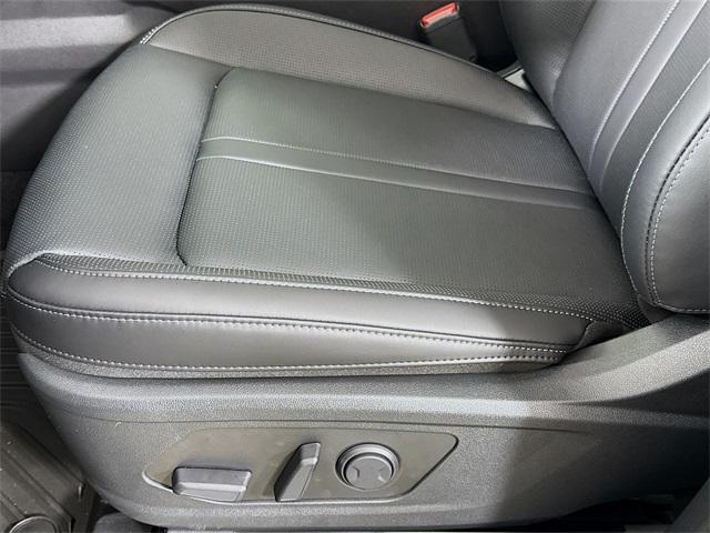 new 2025 Kia Sorento Hybrid car, priced at $38,048