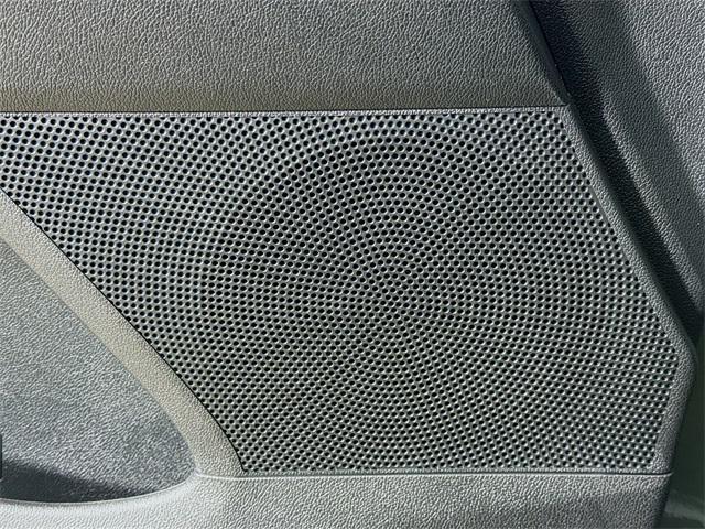 new 2025 Kia Sorento Hybrid car, priced at $38,048