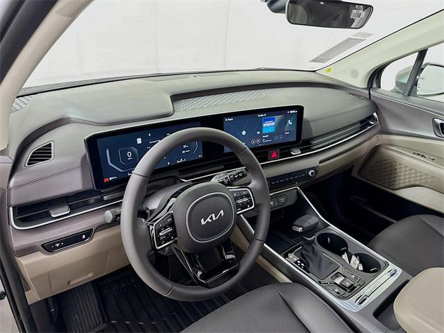new 2025 Kia Carnival car, priced at $47,095