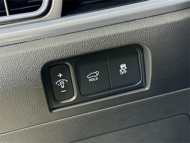 new 2025 Kia Sorento Hybrid car, priced at $46,215