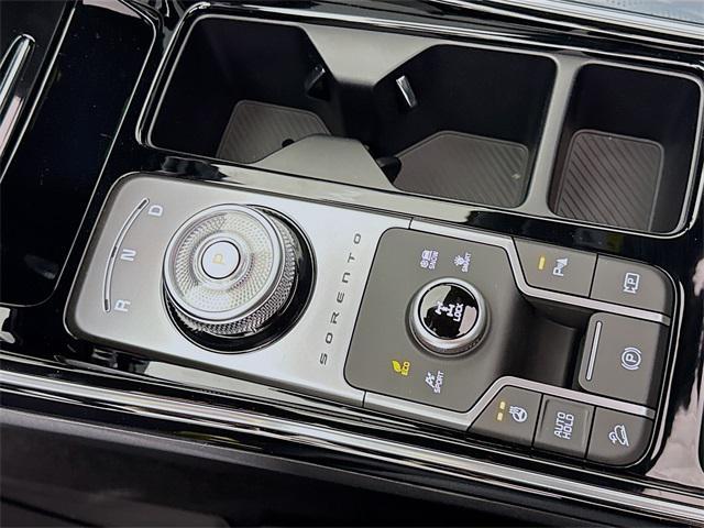 new 2025 Kia Sorento Hybrid car, priced at $46,215