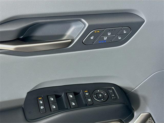 new 2026 Kia EV9 car, priced at $59,039