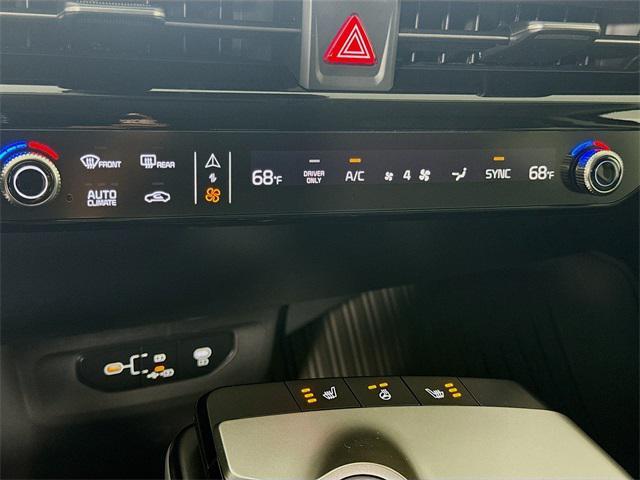 new 2025 Kia EV6 car, priced at $44,327