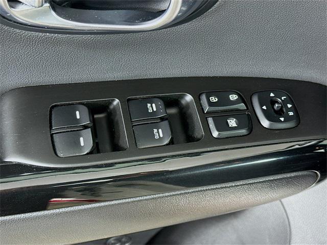 used 2014 Kia Soul car, priced at $9,990