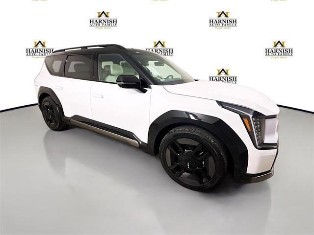 new 2026 Kia EV9 car, priced at $62,611