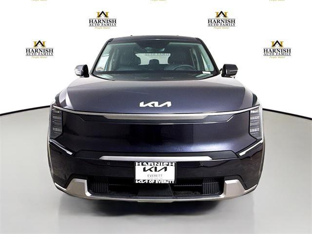 new 2026 Kia EV9 car, priced at $51,127