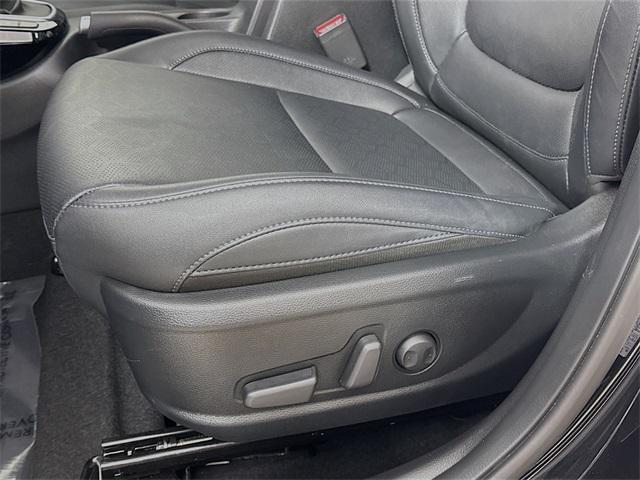 used 2025 Kia Seltos car, priced at $27,911