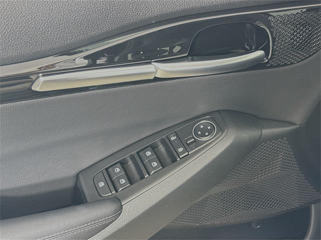 used 2025 Kia Seltos car, priced at $27,911