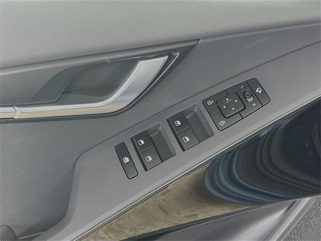 used 2025 Kia Niro car, priced at $31,377