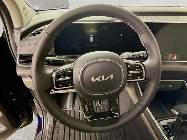 new 2025 Kia Carnival car, priced at $42,730