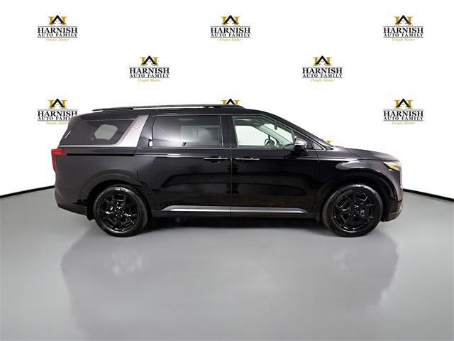new 2025 Kia Carnival Hybrid car, priced at $50,475