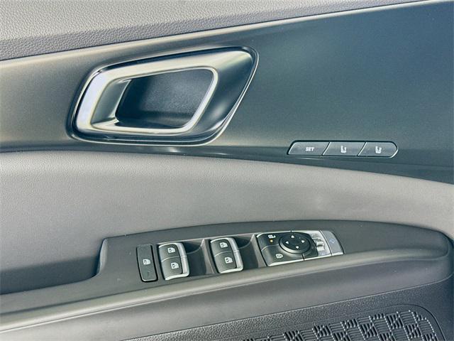 new 2026 Kia Carnival Hybrid car, priced at $50,505