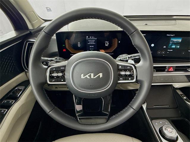 new 2025 Kia Sorento Hybrid car, priced at $39,177