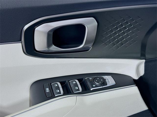 new 2025 Kia Sorento Hybrid car, priced at $39,177