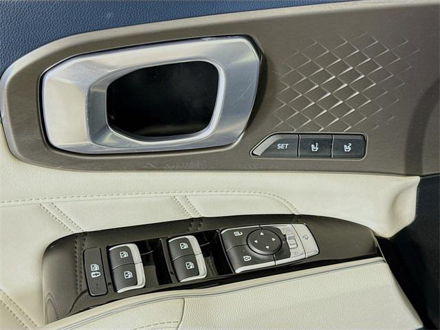 used 2023 Kia Sorento Plug-In Hybrid car, priced at $40,645