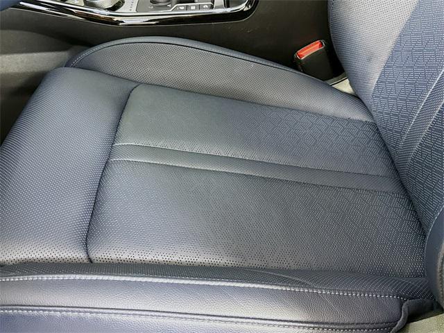 used 2023 Kia Sorento Plug-In Hybrid car, priced at $40,645