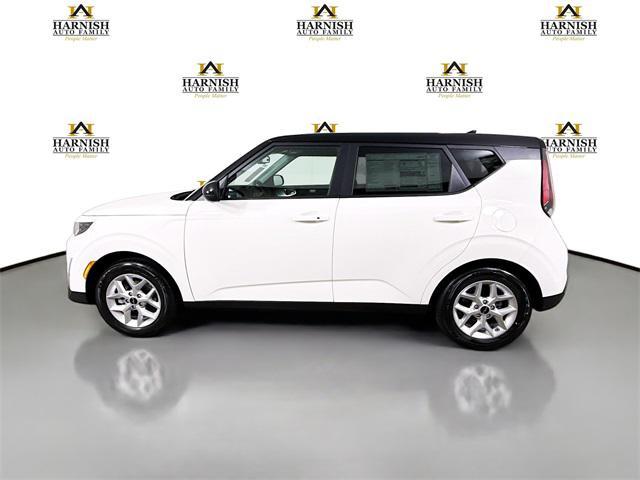 new 2025 Kia Soul car, priced at $23,396