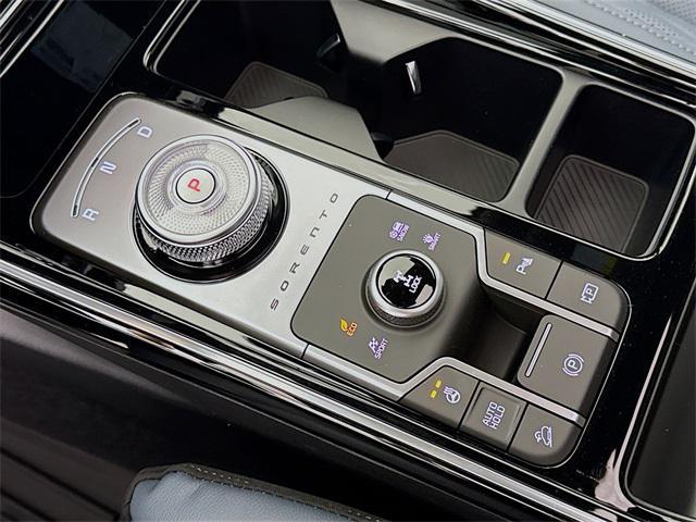 new 2025 Kia Sorento Hybrid car, priced at $46,215