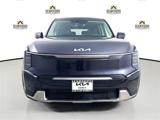 new 2026 Kia EV9 car, priced at $48,111