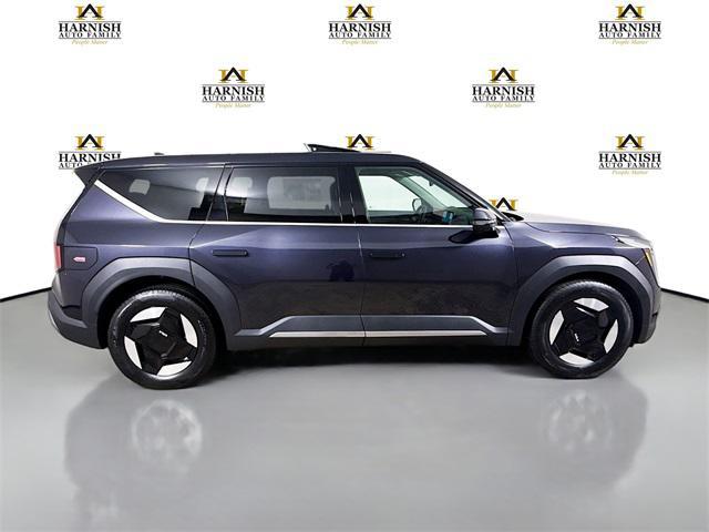 new 2026 Kia EV9 car, priced at $48,111