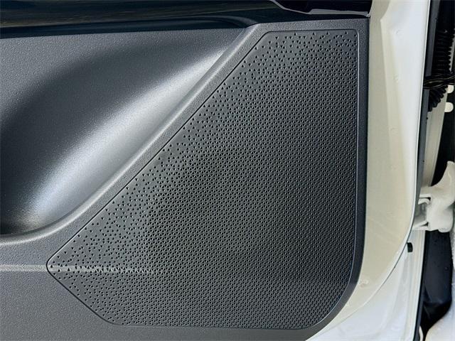 new 2025 Kia Niro car, priced at $26,630