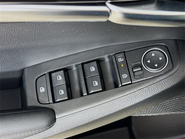 new 2025 Kia Seltos car, priced at $27,005