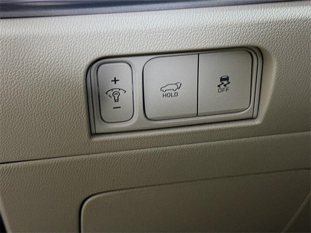 new 2026 Kia Sorento Hybrid car, priced at $47,760