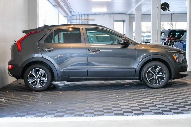 new 2025 Kia Niro car, priced at $31,340