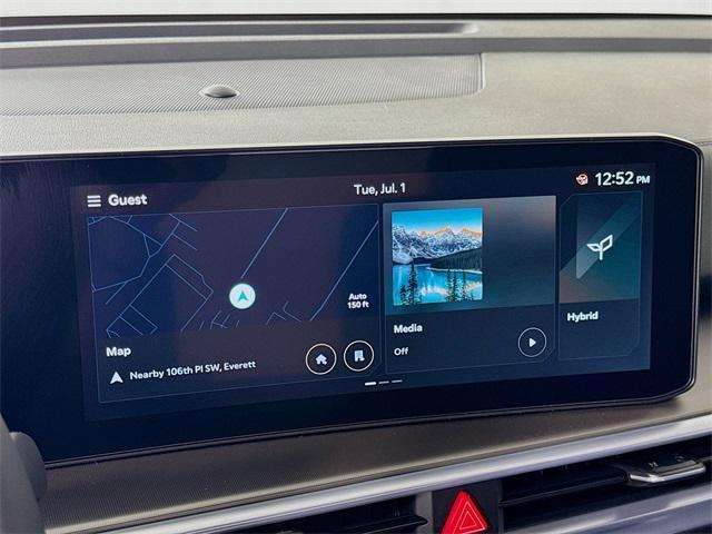 new 2025 Kia Sorento Hybrid car, priced at $46,215