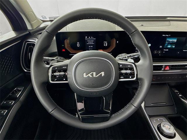 new 2025 Kia Sorento Hybrid car, priced at $38,048