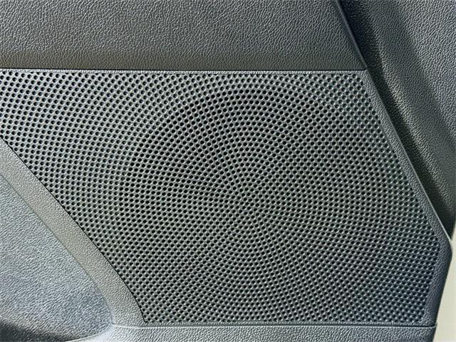 new 2025 Kia Sorento Hybrid car, priced at $38,668