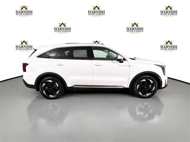 new 2025 Kia Sorento Hybrid car, priced at $38,668
