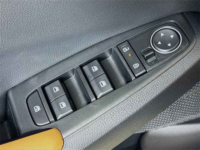 new 2025 Kia Seltos car, priced at $29,105