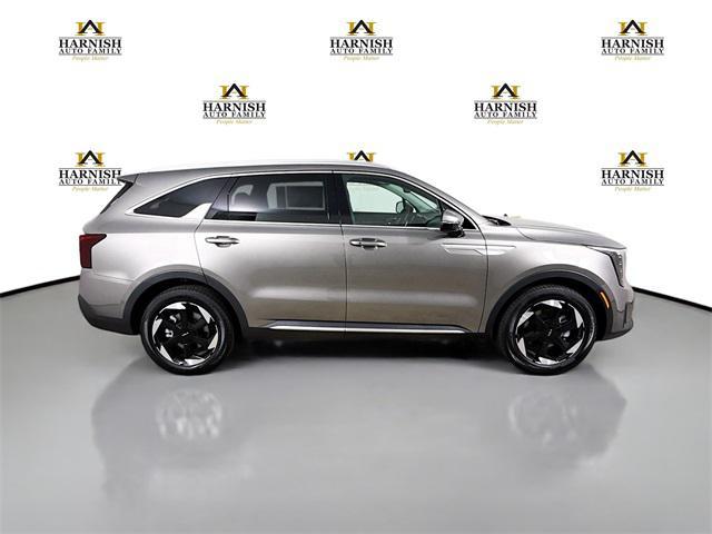 new 2025 Kia Sorento Hybrid car, priced at $39,945