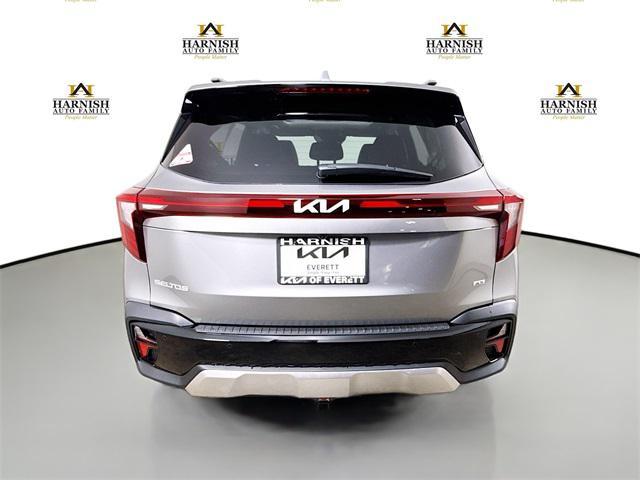 new 2025 Kia Seltos car, priced at $29,295