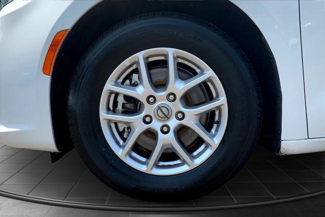 used 2022 Chrysler Pacifica car, priced at $16,997