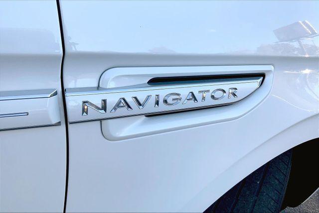 used 2021 Lincoln Navigator car, priced at $36,097