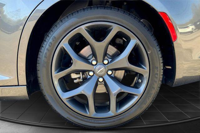 used 2022 Chrysler 300 car, priced at $29,997