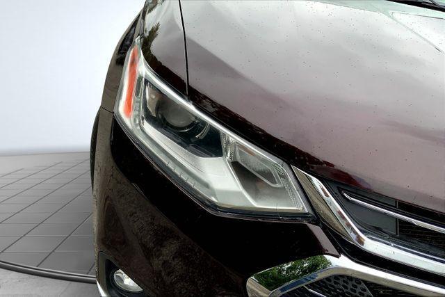 used 2021 Chevrolet Traverse car, priced at $22,997