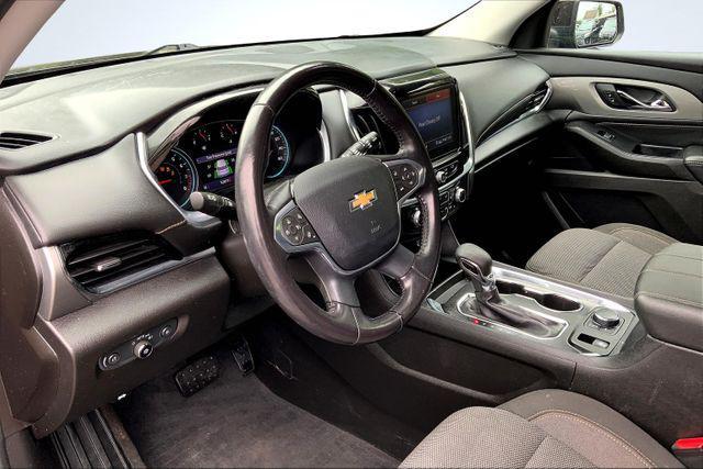 used 2021 Chevrolet Traverse car, priced at $22,997