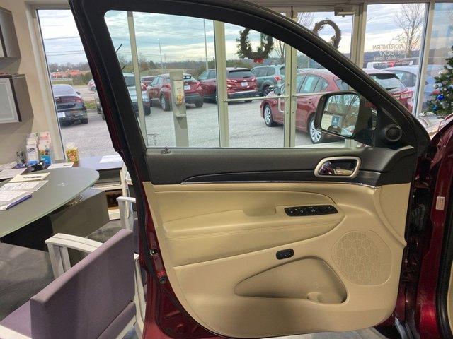 used 2021 Jeep Grand Cherokee car, priced at $20,000