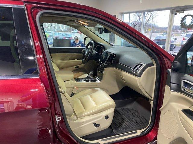 used 2021 Jeep Grand Cherokee car, priced at $20,000