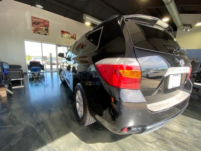 used 2010 Toyota Highlander car, priced at $6,995