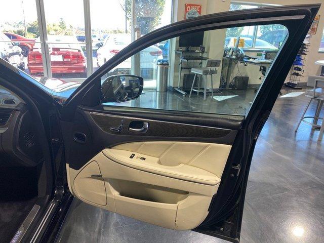 used 2014 Hyundai Equus car, priced at $10,500