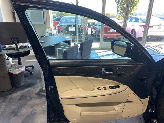 used 2014 Hyundai Equus car, priced at $10,500