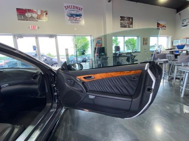used 2007 Mercedes-Benz SL-Class car, priced at $13,995